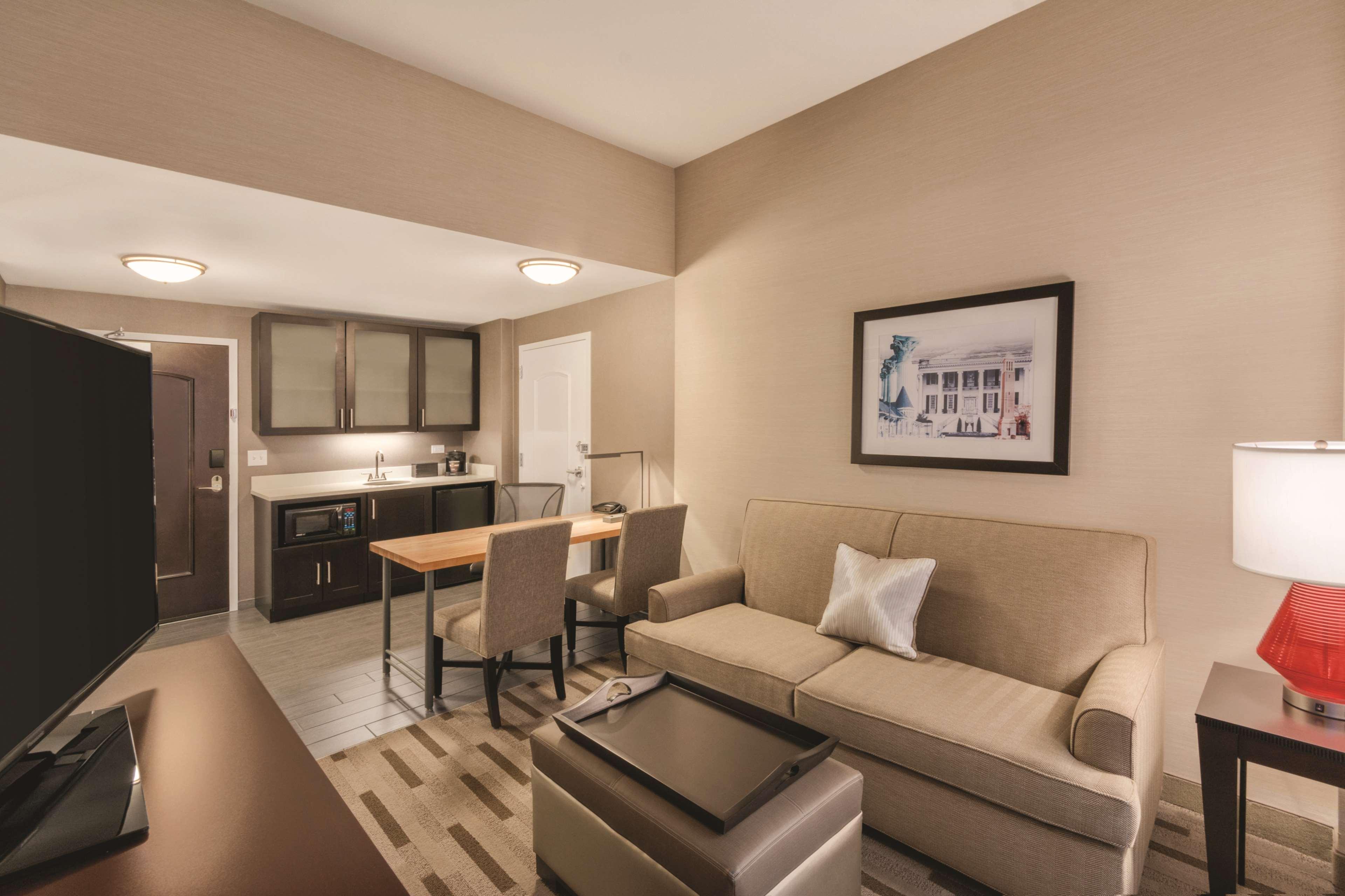 Embassy By Hilton Alabama Downtown 4* Tuscaloosa