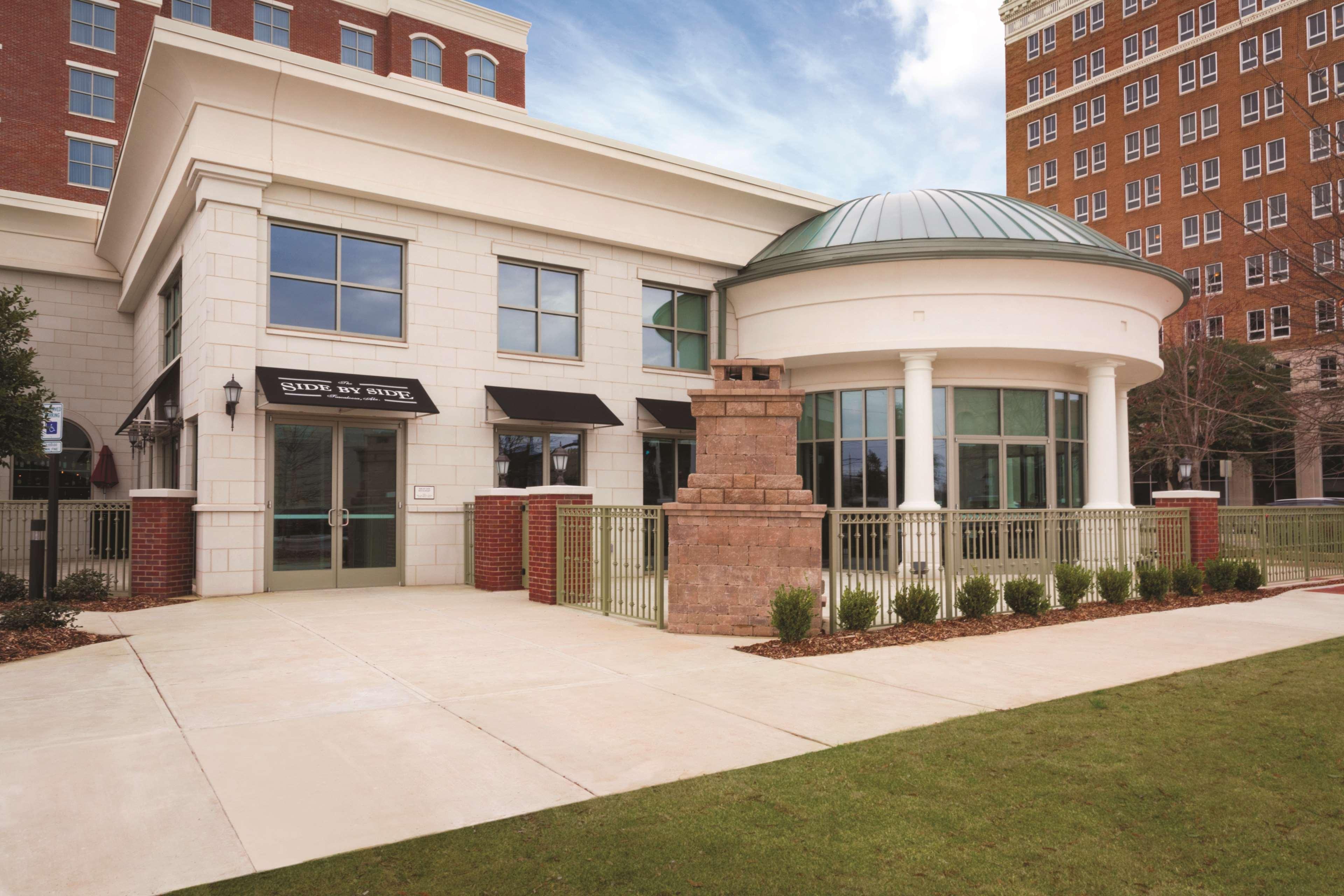 Hotel Embassy By Hilton Alabama Downtown Tuscaloosa