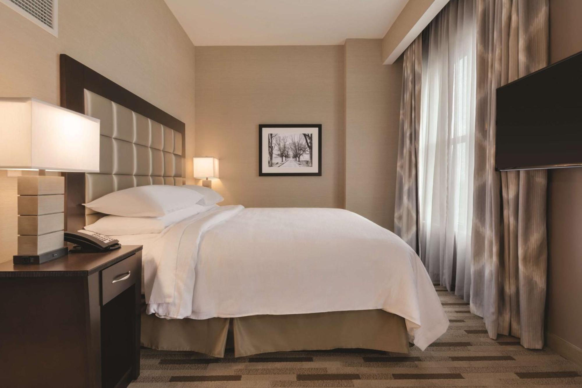 Embassy By Hilton Alabama Downtown 4*