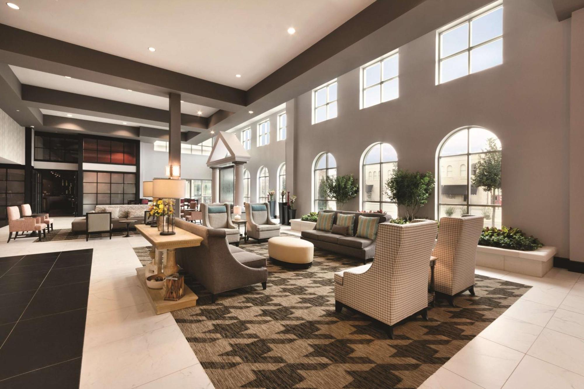 Embassy By Hilton Alabama Downtown Hotel 4*